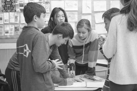 UD team imparts wisdom to prospective debaters