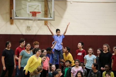 Middle schoolers star in… 13! The Musical
