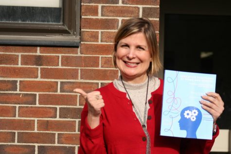 Nichols shares research on executive function with parents