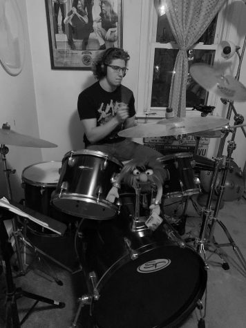 Metalhead Donny Howard pursues passion in music