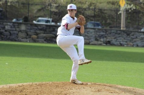 Fernandez (12) pursues passion for baseball in postgraduate year