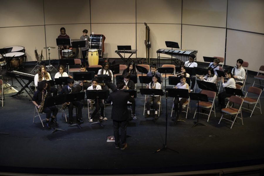 All-Bands Concert grooves and toots to tunes